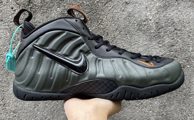 Nike Air Foamposite One 021